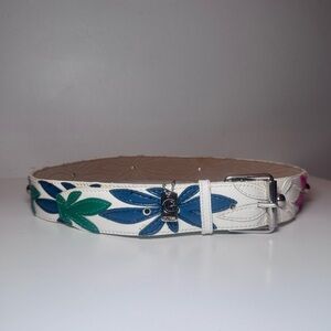 Guess Y2K Leather Flower Belt